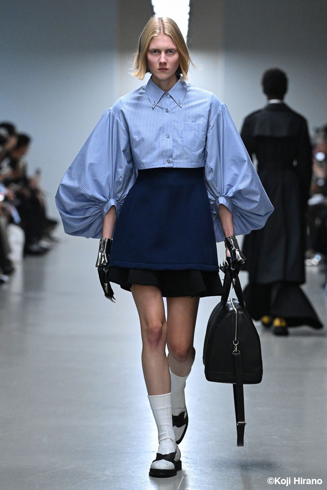 rls-20251006_Anrealage_Paris2026ss_2x3_009