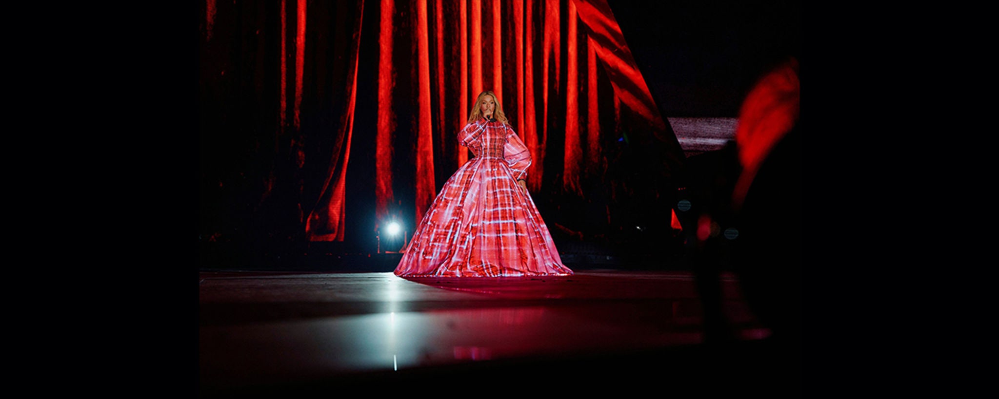 mv12_beyonce_2