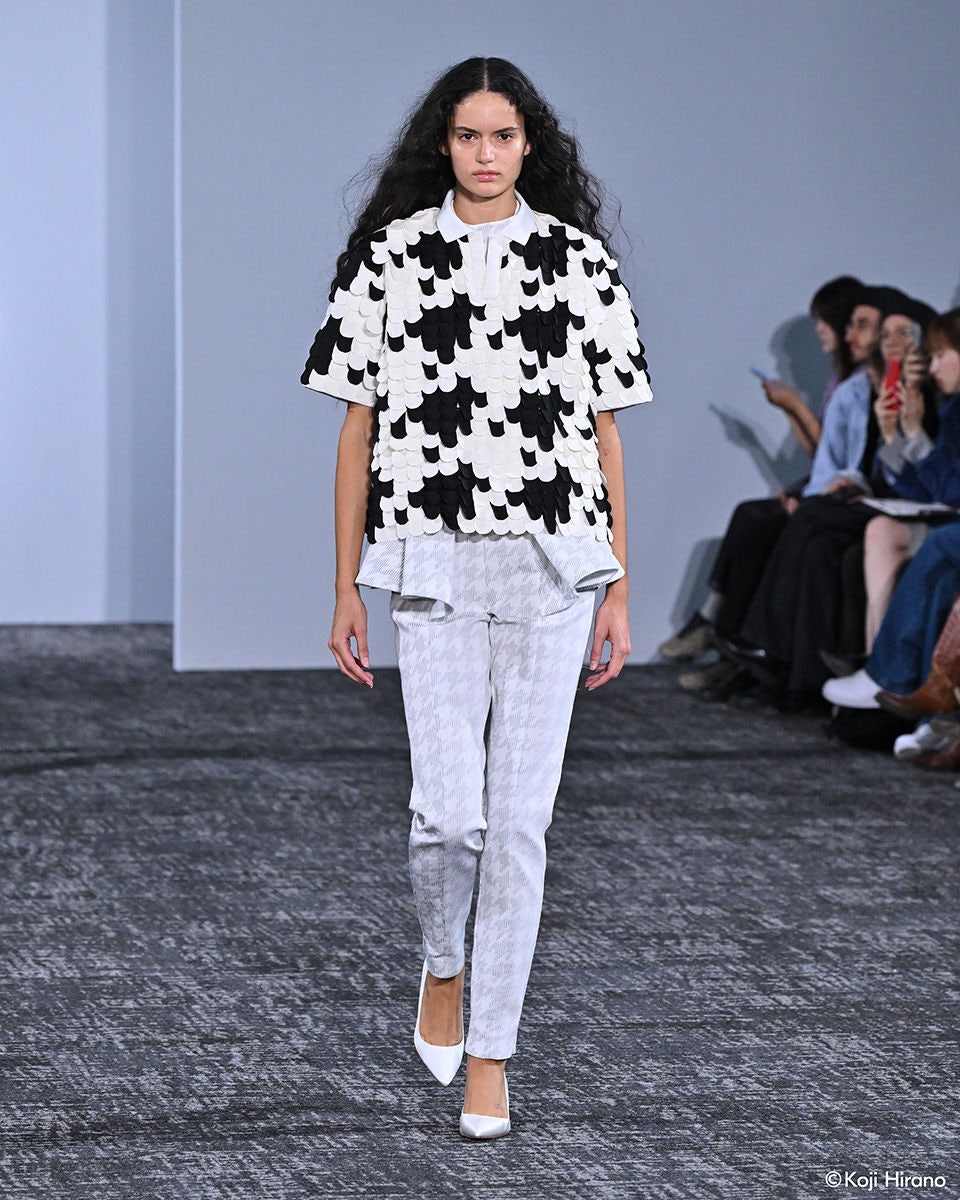 rls_20261002_LOOK10_c