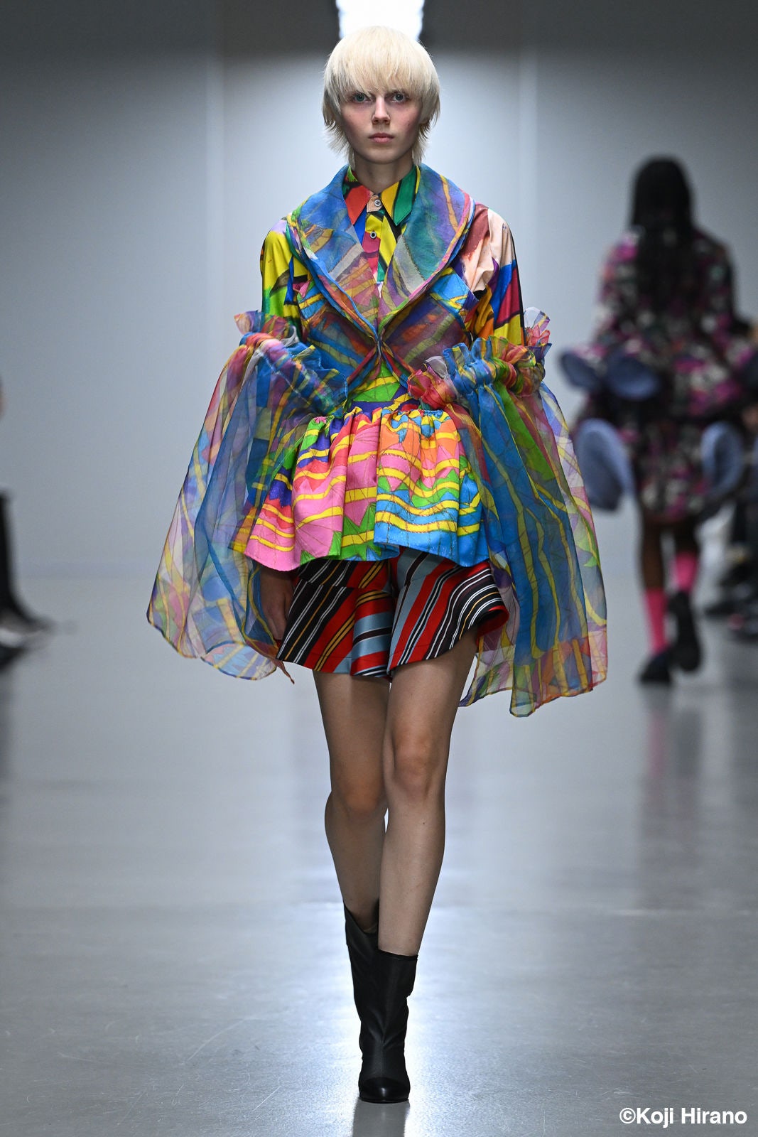 rls-20251006_Anrealage_Paris2026ss_2x3_025