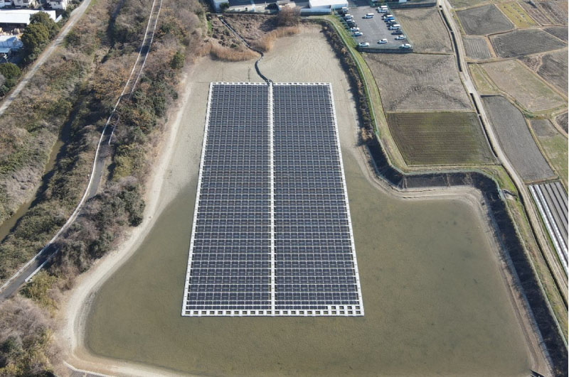  Reducing 278 tons of CO2 emissions per year. A floating photovoltaic system on the pond adjacent to the Hirakata Plant in Japan, has entered full-scale operation
