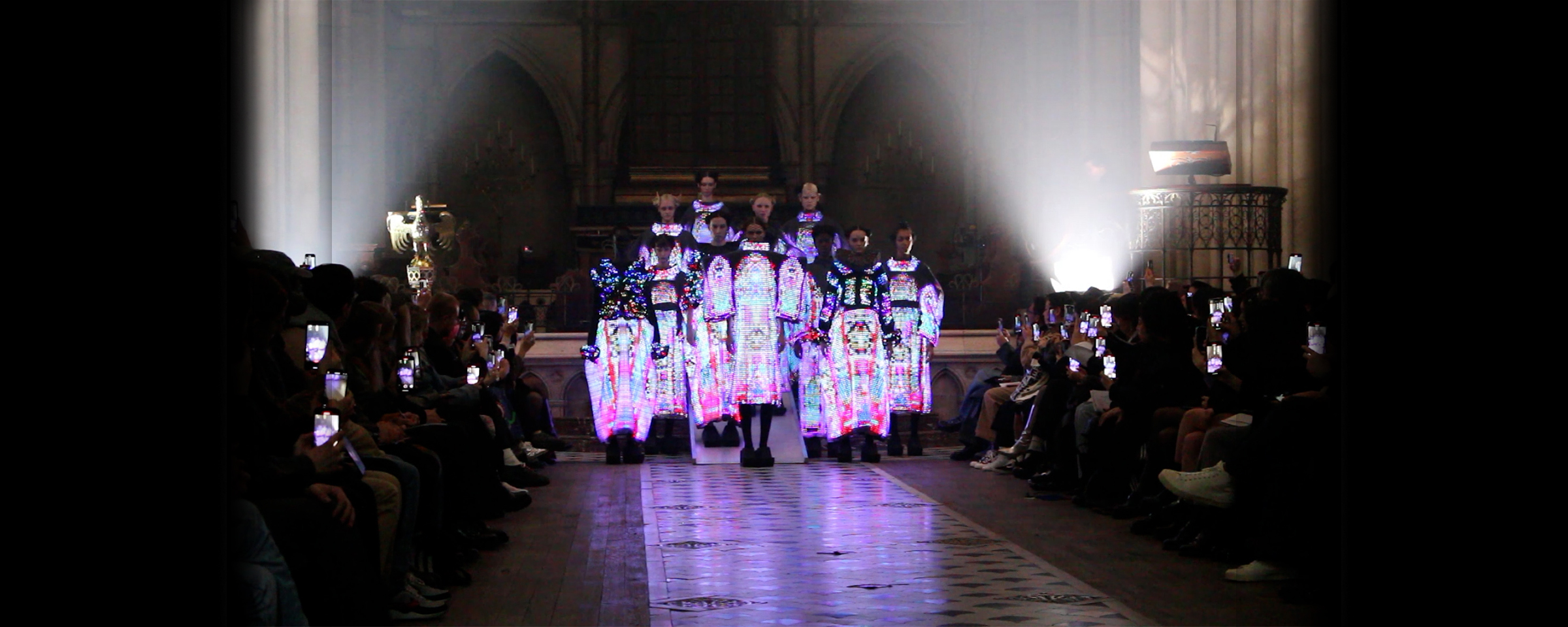 Paris Fashion Week 2025A/W Collection by ANREALAGE